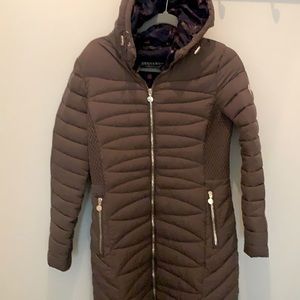 Puff winter jacket from Bernardo. Size: small